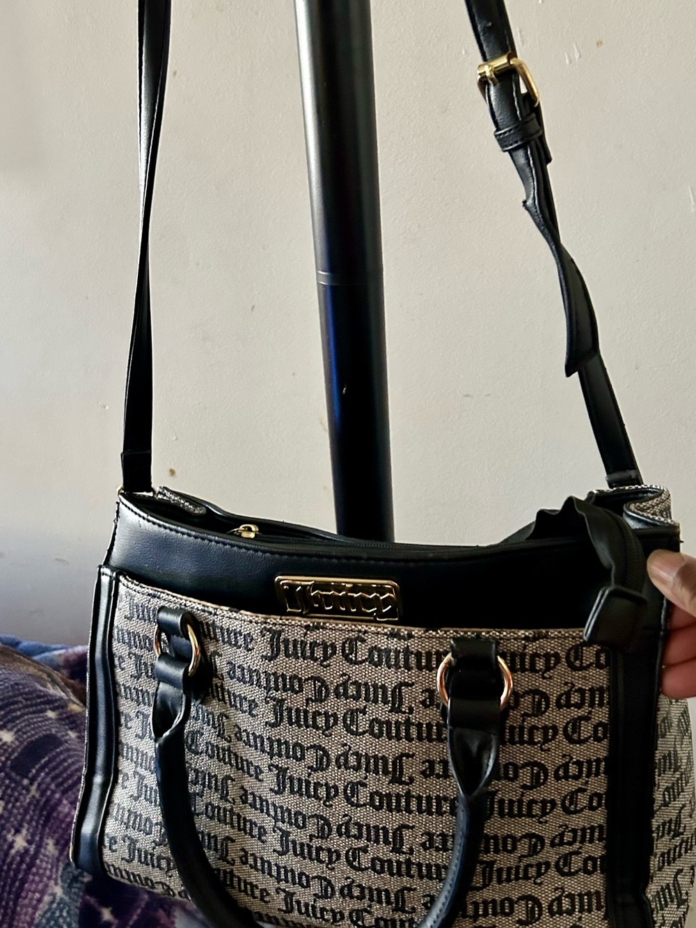 Juicy Couture Los Angeles Black & Grey Crossbody Bag/Handbag